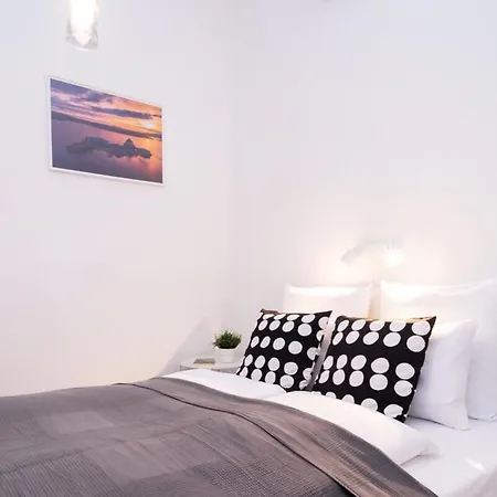 New Comfy Studio At Convenient Location Budapest Exterior photo